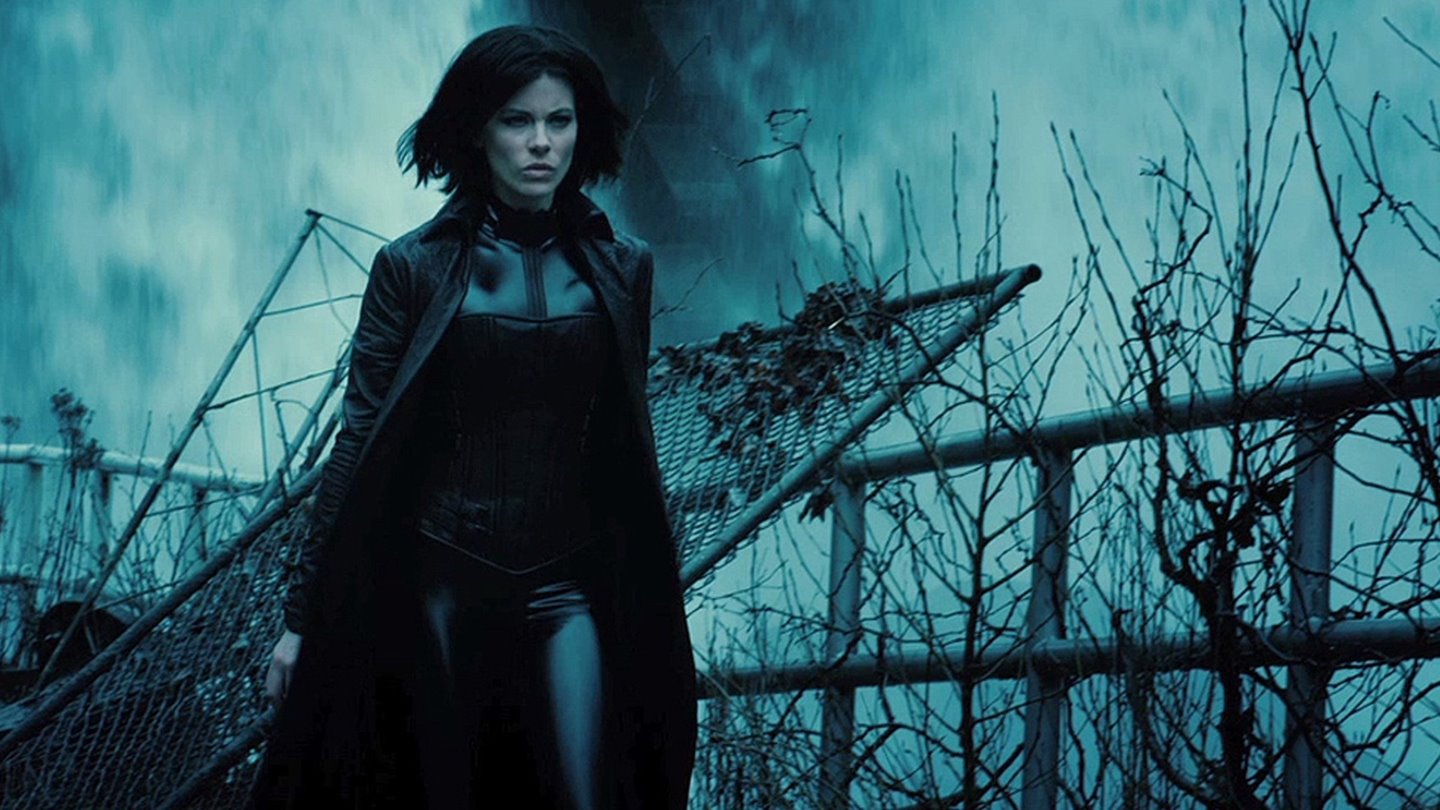Underworld: Blood wars. Dei canini e dei latrati