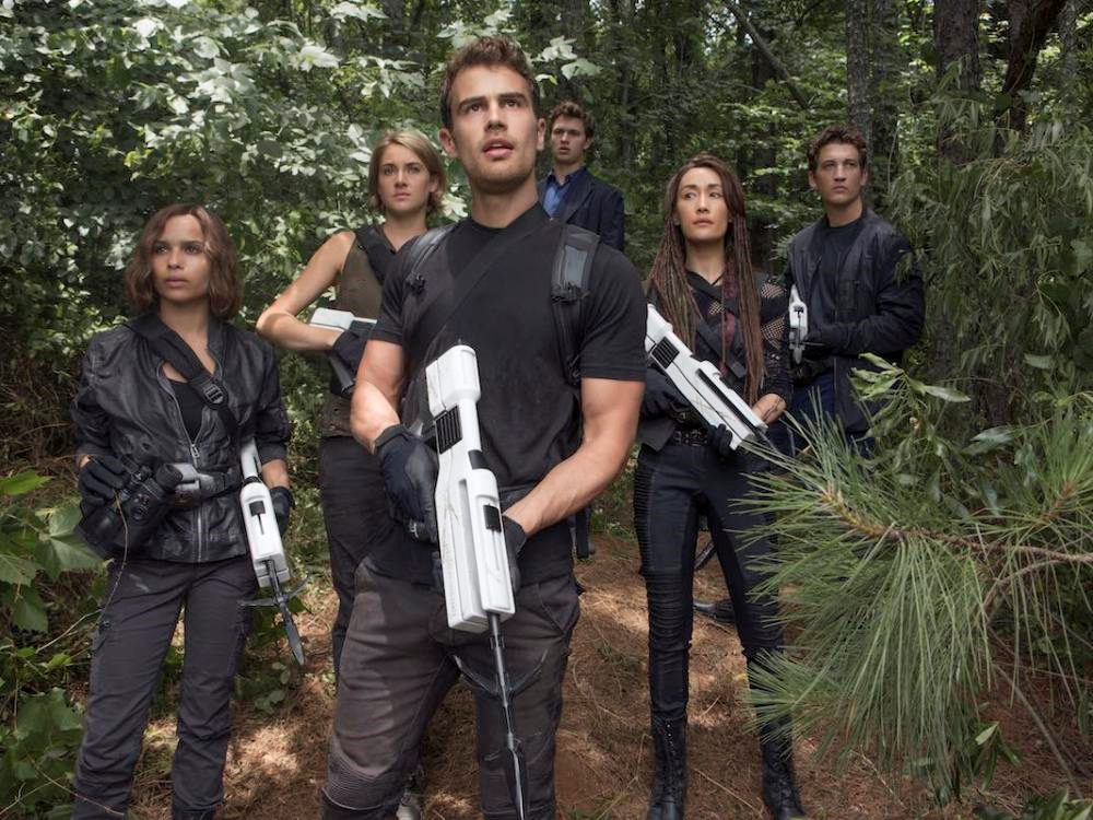 The divergent series Allegiant. Strani teenager del futuro
